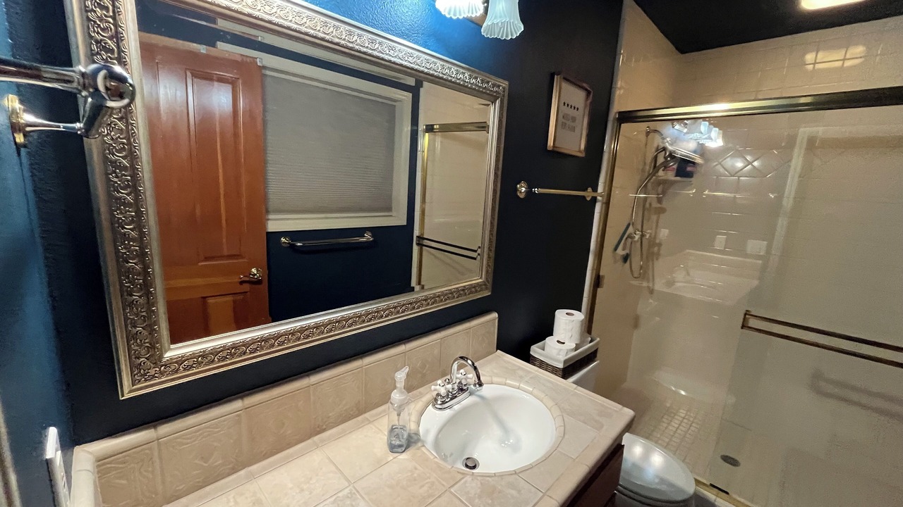 Photo of Bathroom in Tuolumne County