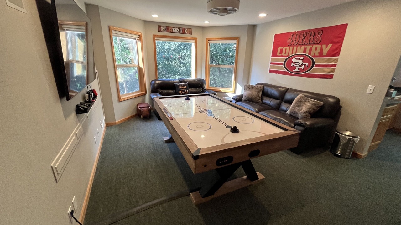Photo of Bedroom in Tuolumne County