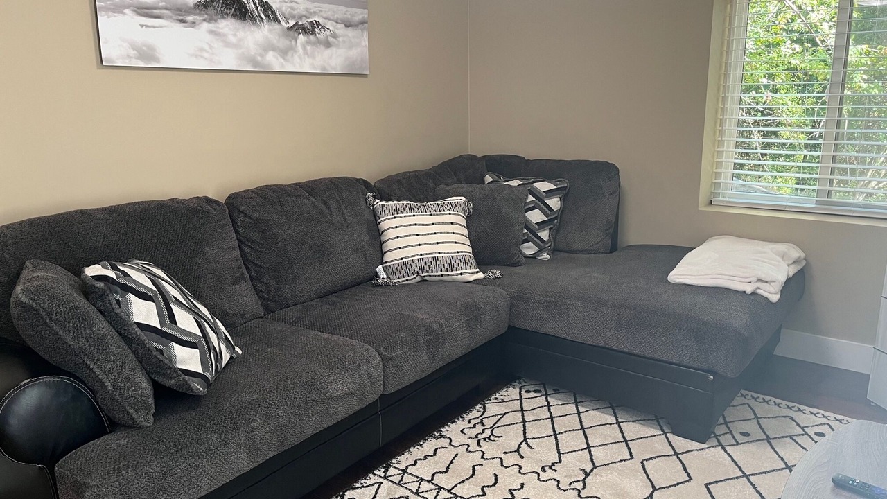 Photo of Livingroom in Lexington Hills