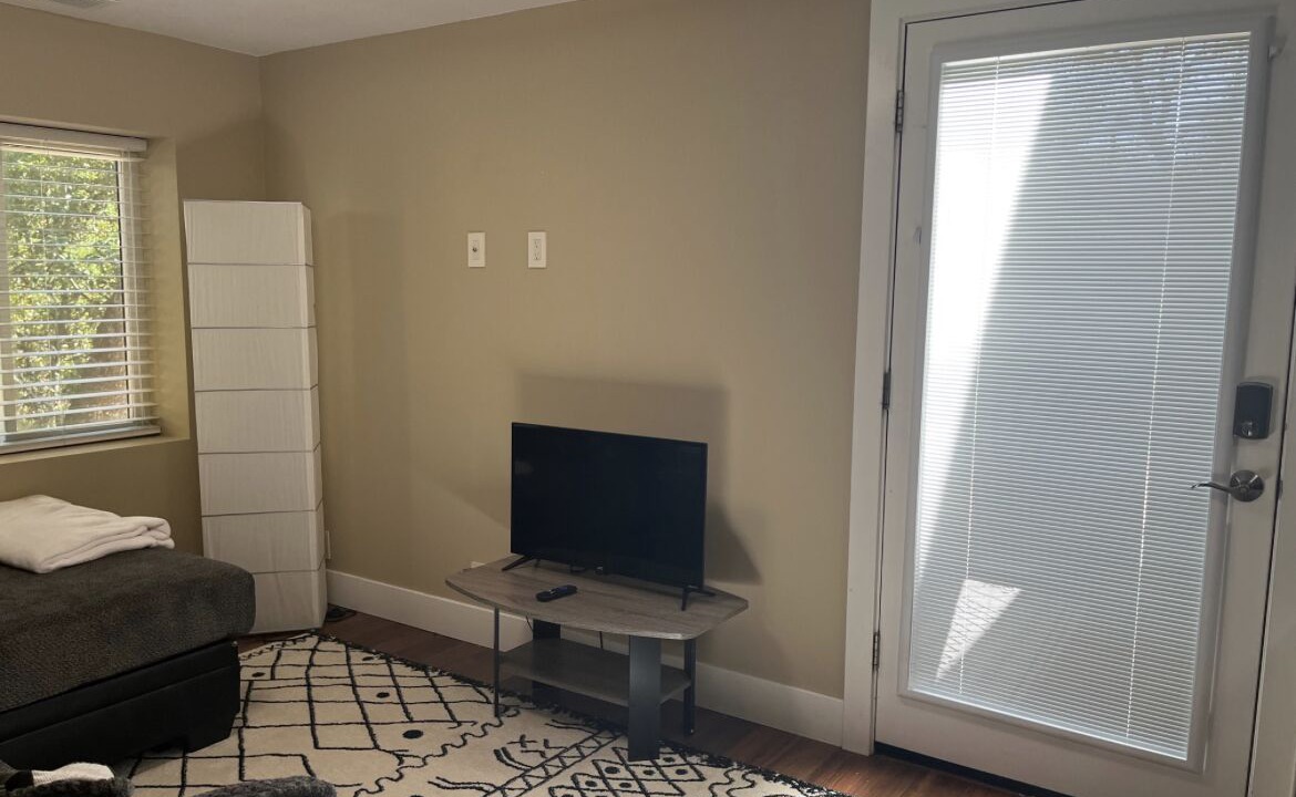 Photo of Livingroom in Lexington Hills