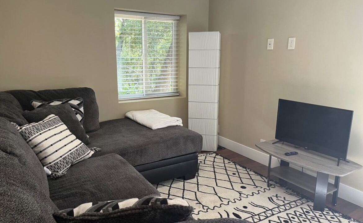 Photo of Livingroom in Lexington Hills