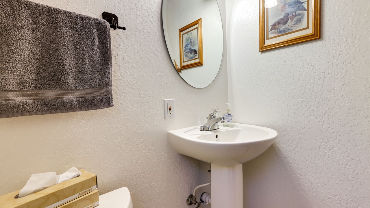 Photo of Bathroom in Mi-Wuk Village