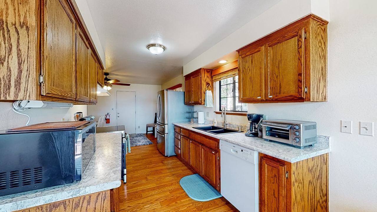 Photo of Kitchen in Yosemite Forks
