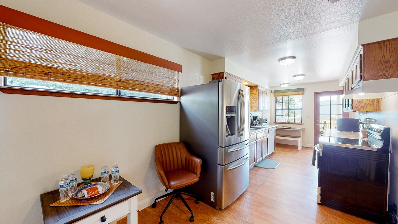 Photo of Kitchen in Yosemite Forks
