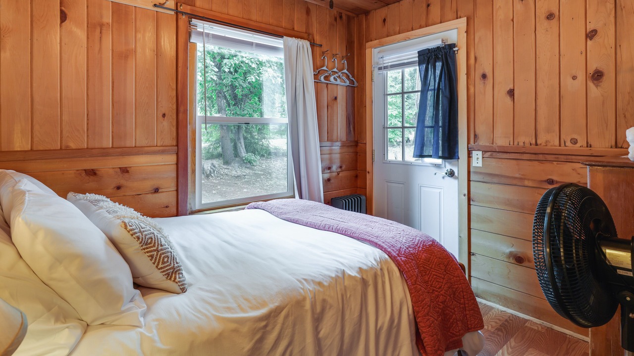 Photo of Bedroom in Twain Harte