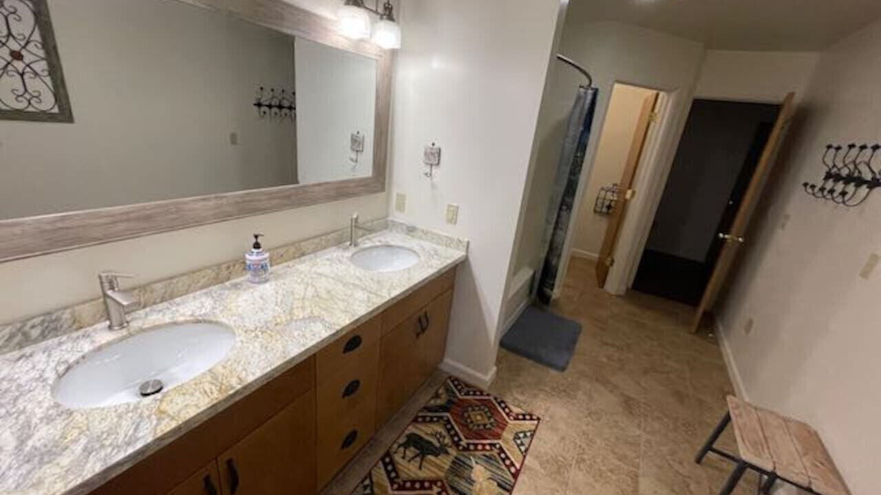 Photo of Bathroom in Oakhurst