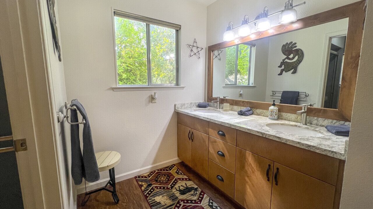 Photo of Bathroom in Oakhurst