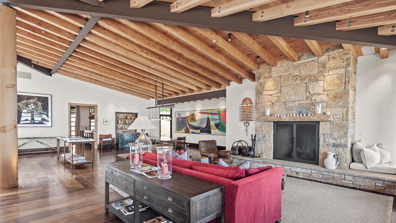 Photo of Livingroom in Carmel