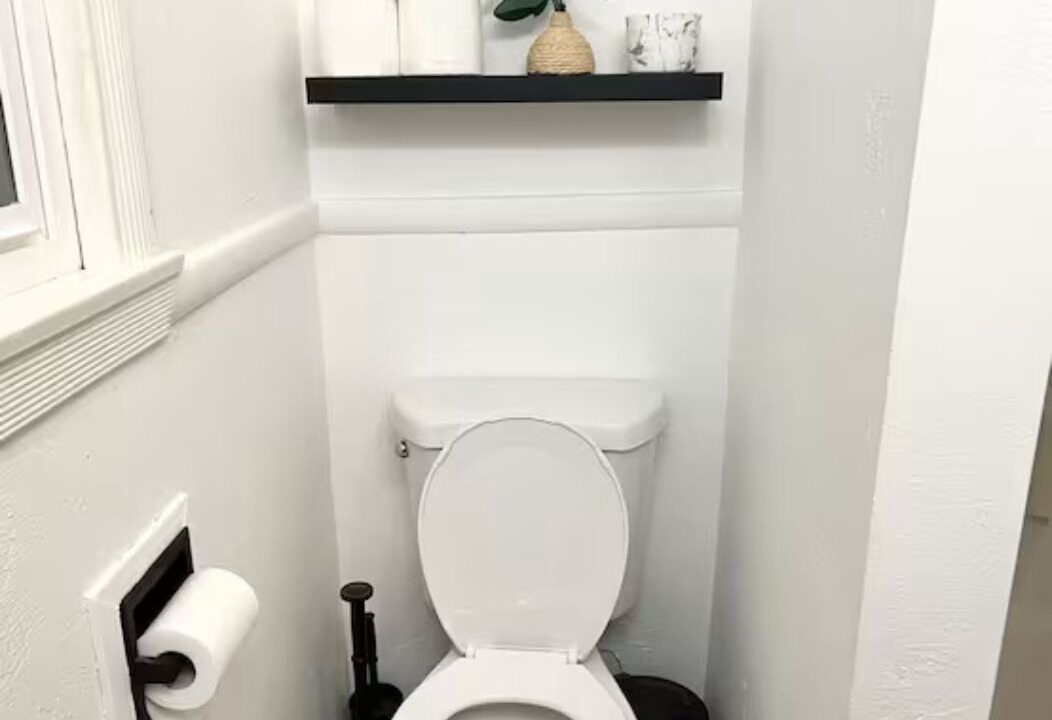Photo of Bathroom in Land Park