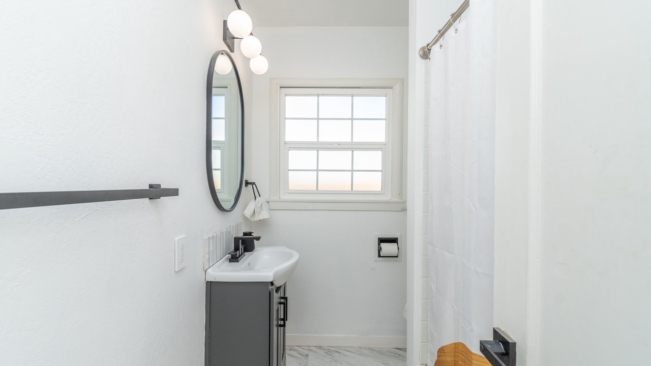 Photo of Bathroom in Land Park