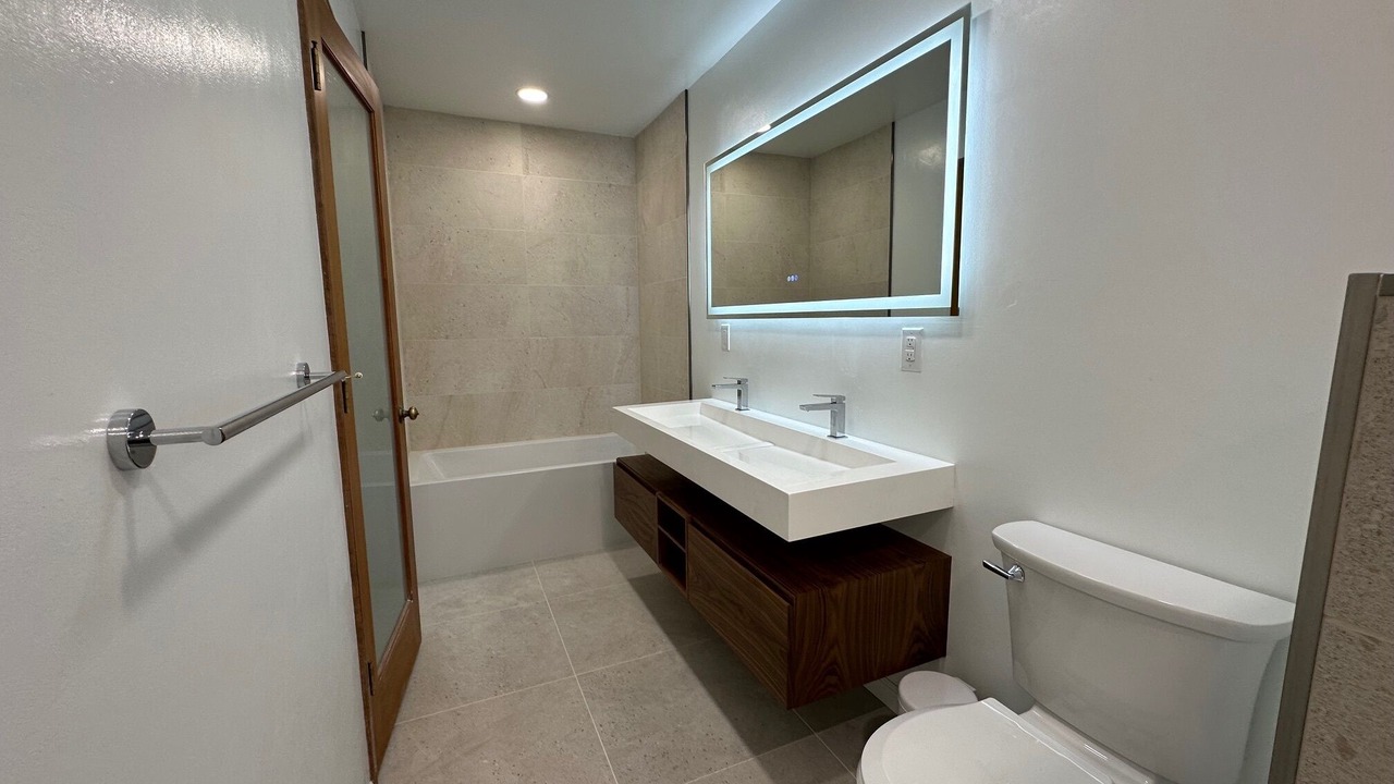 Photo of Bathroom in Groveland