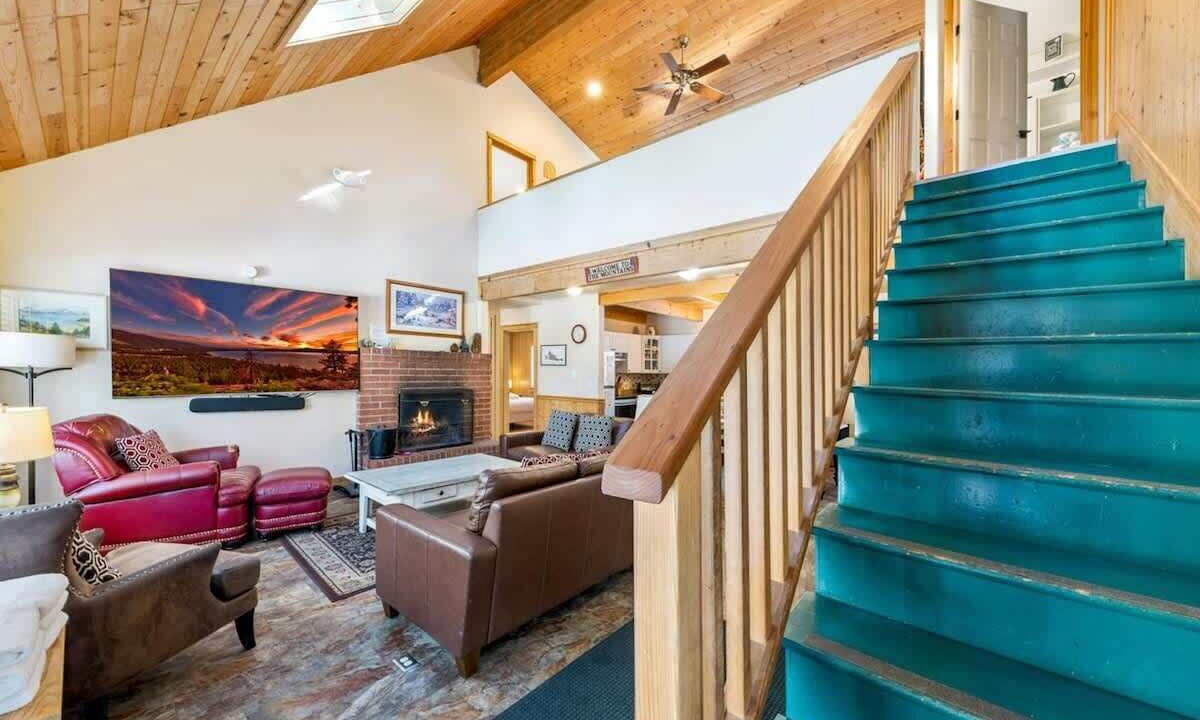 Photo of Livingroom in Montgomery Estates