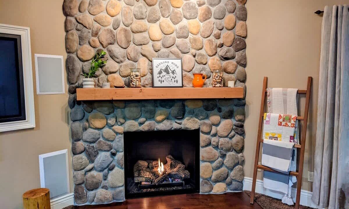 Photo of Livingroom in Twain Harte
