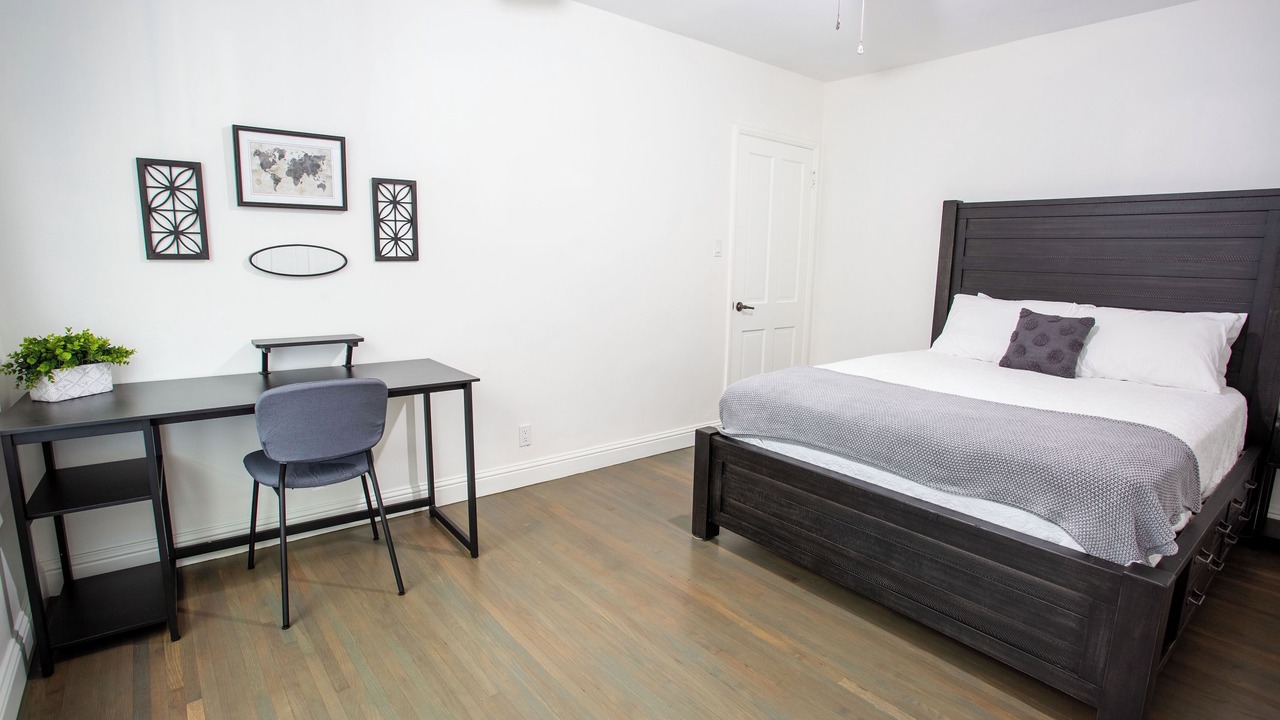 Photo of Bedroom in Baker Street