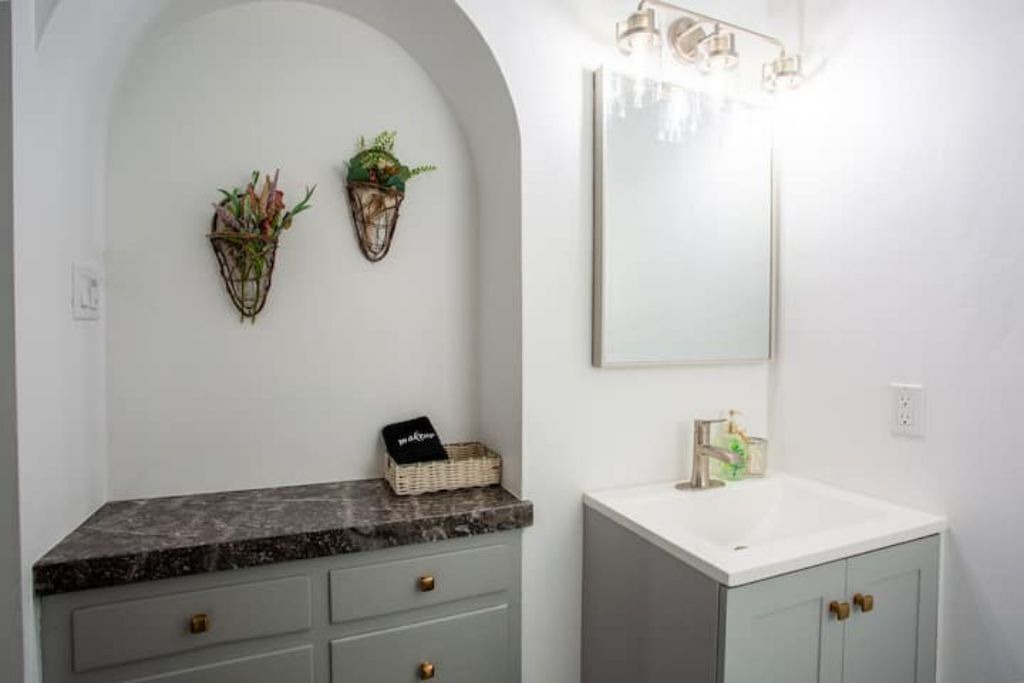 Photo of Bathroom in Baker Street