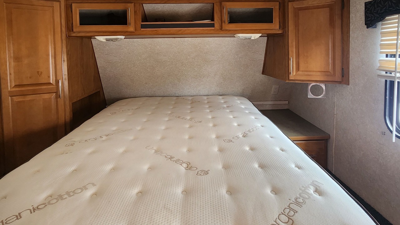 Photo of Bedroom in Coarsegold