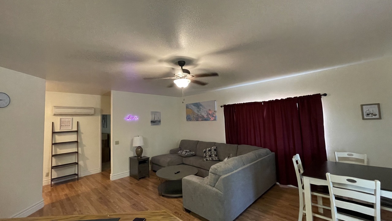 Photo of Livingroom in Coulterville