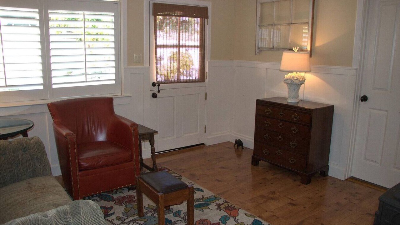 Photo of Livingroom in Marine Terrace