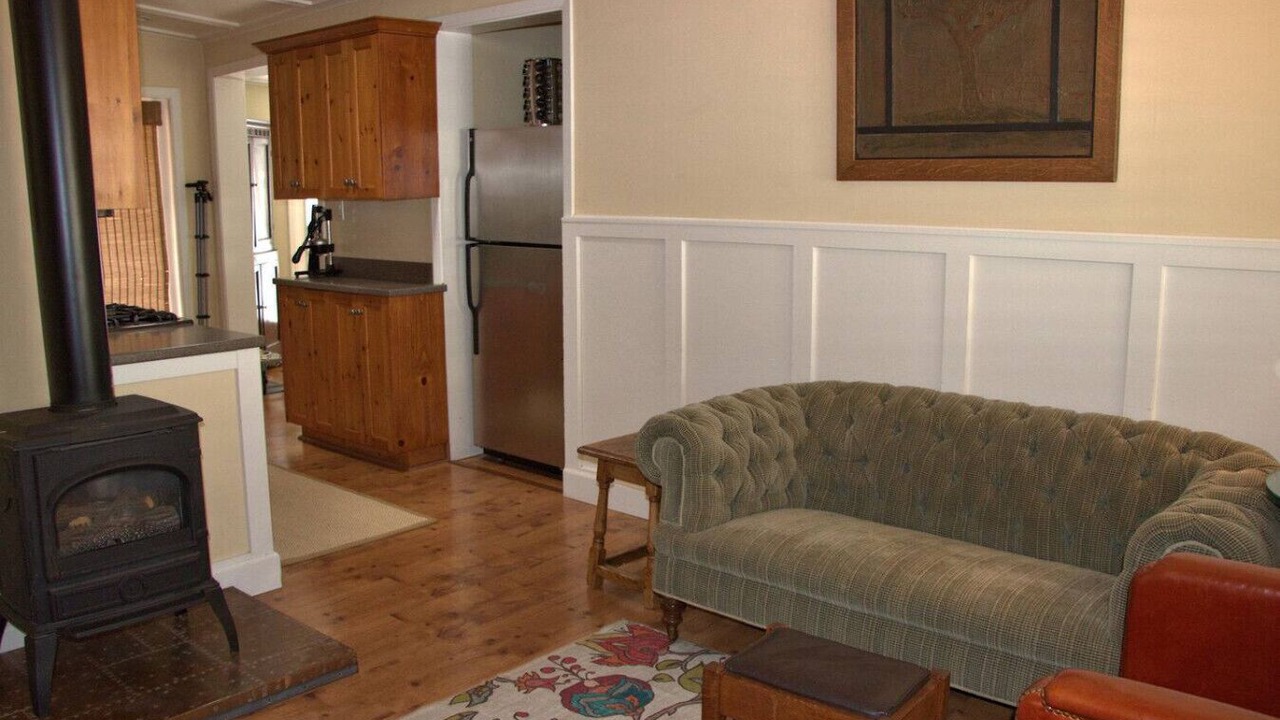 Photo of Livingroom in Marine Terrace