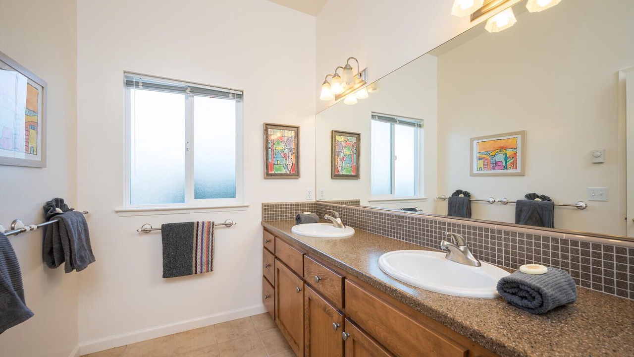 Photo of Bathroom in Park Hill