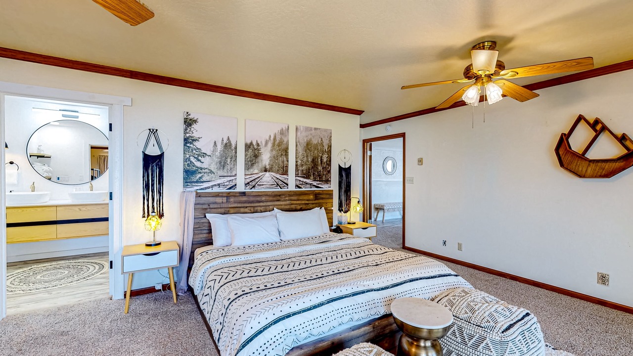 Photo of Bedroom in Auberry