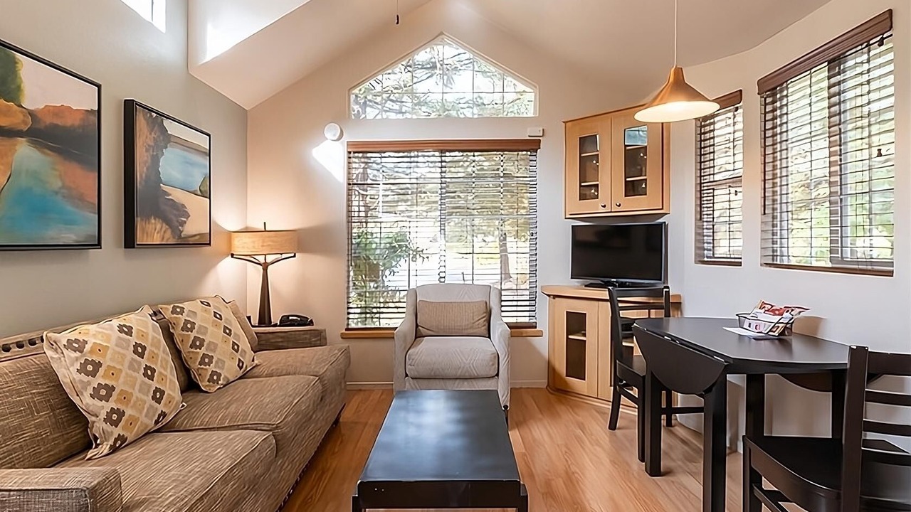 Photo of Livingroom in Napa