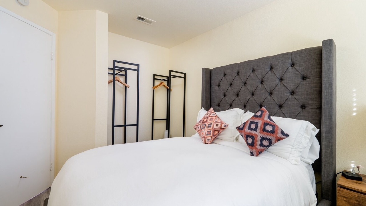 Photo of Bedroom in Marina