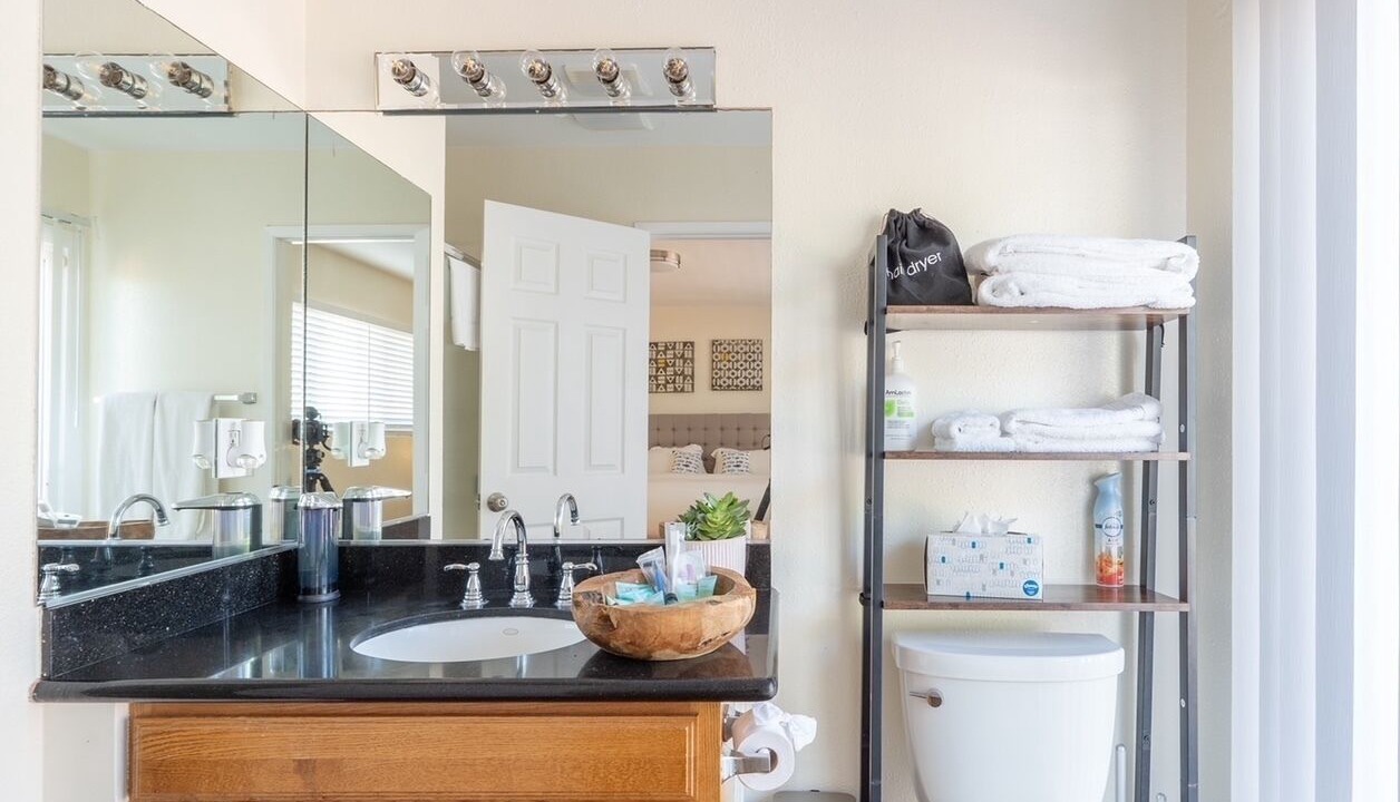 Photo of Bathroom in Marina