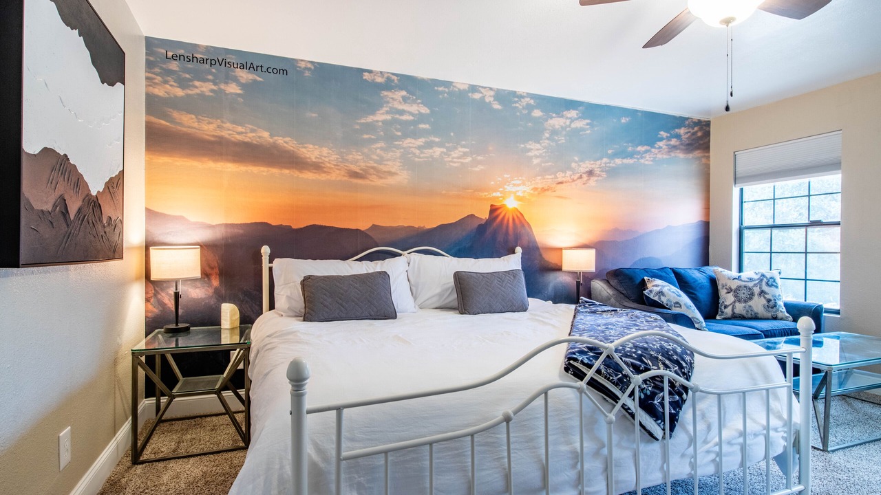 Photo of Bedroom in Ahwahnee