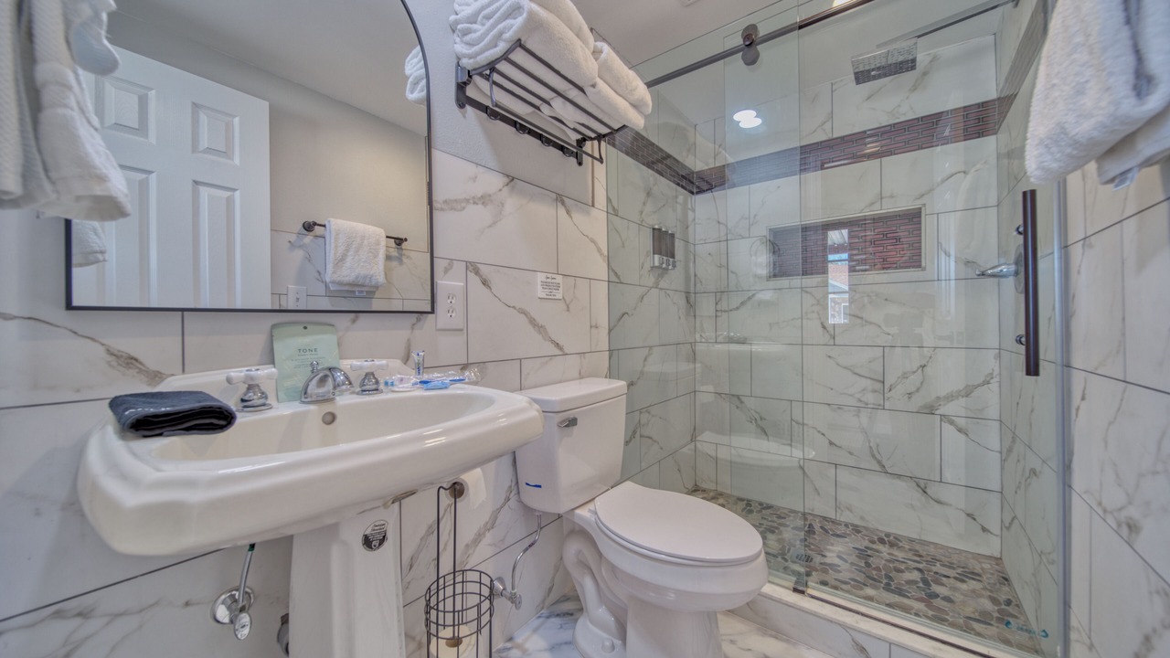Photo of Bathroom in Park Village