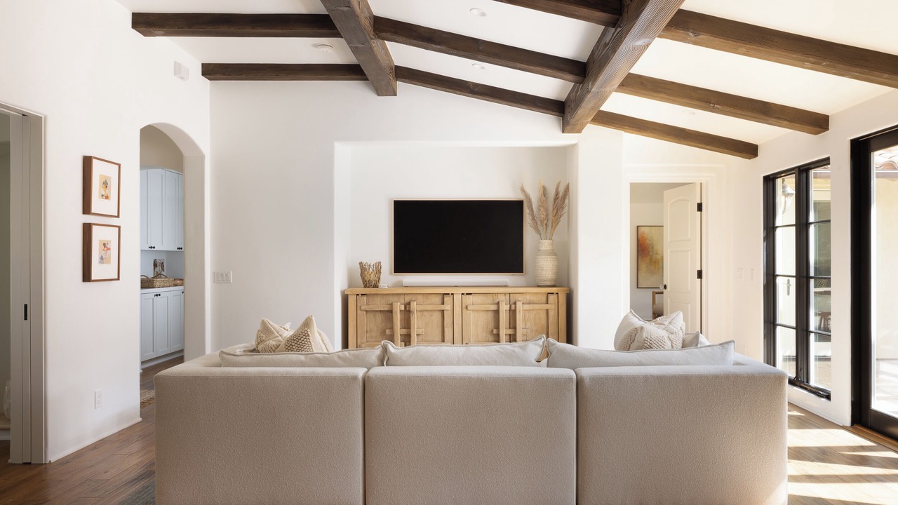 Photo of Livingroom in Eucalyptus Hill