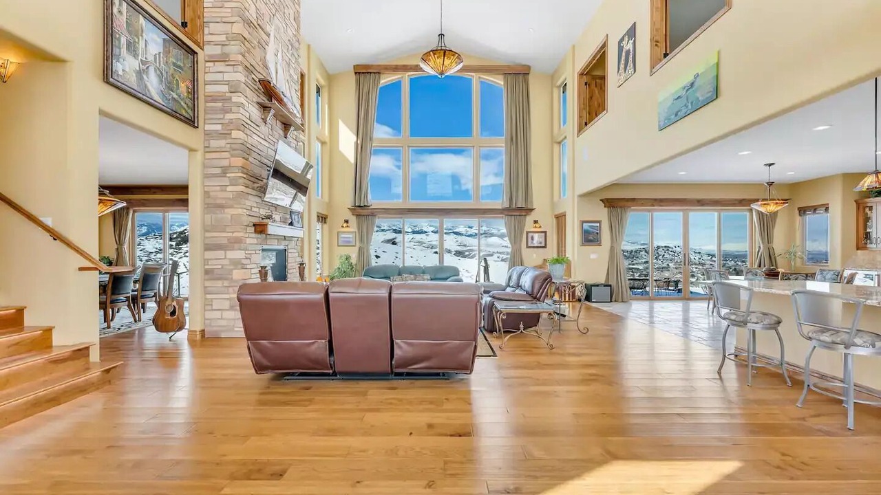 Photo of Livingroom in Virginia Foothills