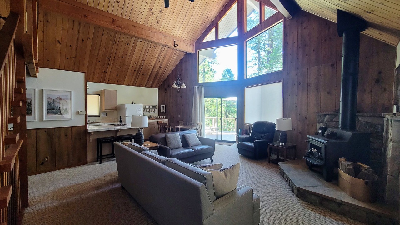 Photo of Livingroom in Cold Springs