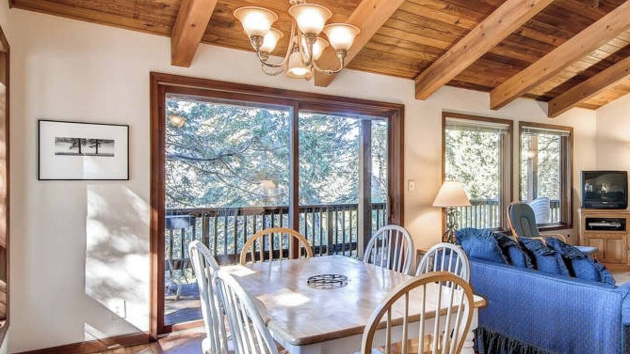 Photo of Livingroom in Yosemite National Park