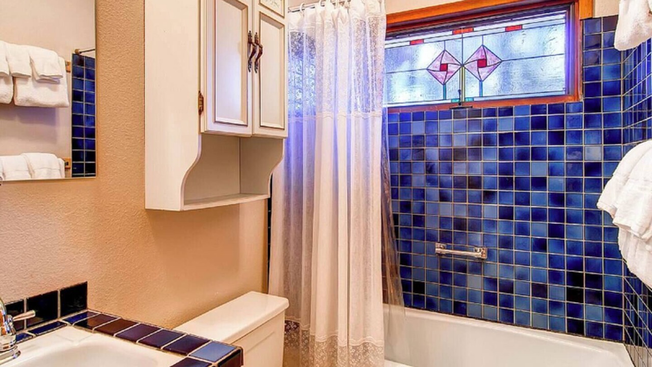 Photo of Bathroom in Yosemite National Park