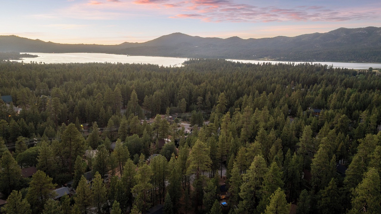 Photo of Outdoor in Summit Estates