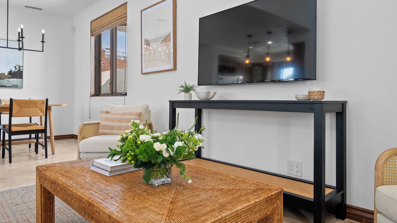 Photo of Livingroom in Corona del Mar