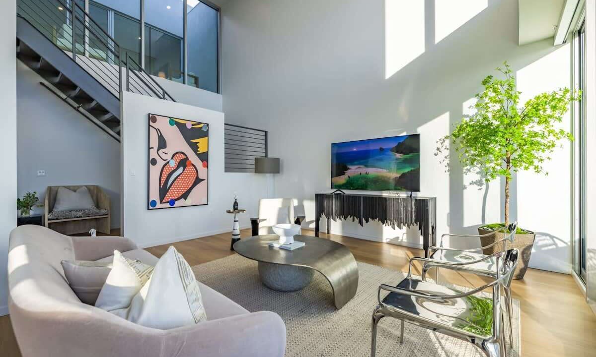 Photo of Livingroom in Waterfront