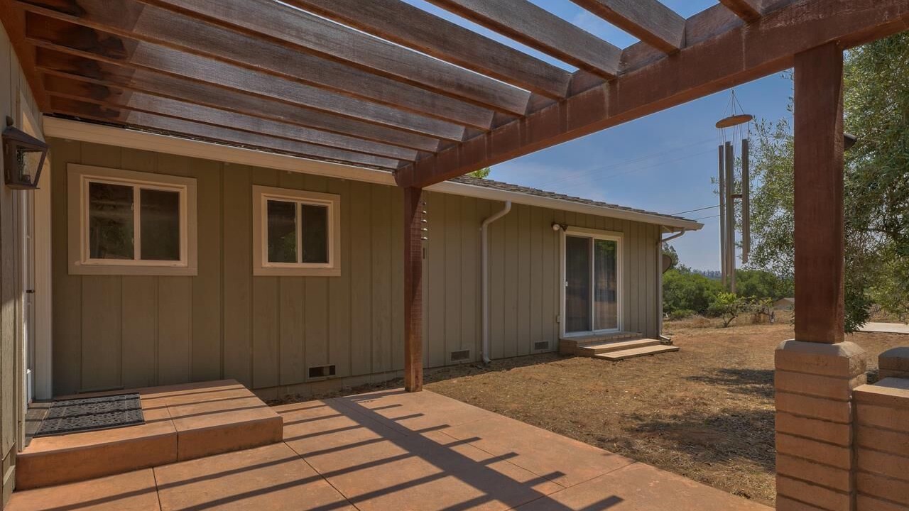 Photo of Patio Balcony in Prunedale