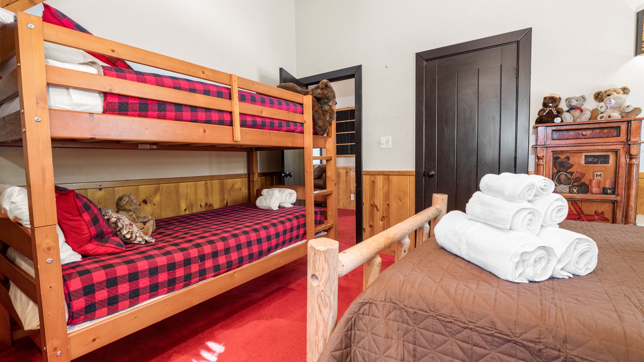 Photo of Bedroom in Big Bear City
