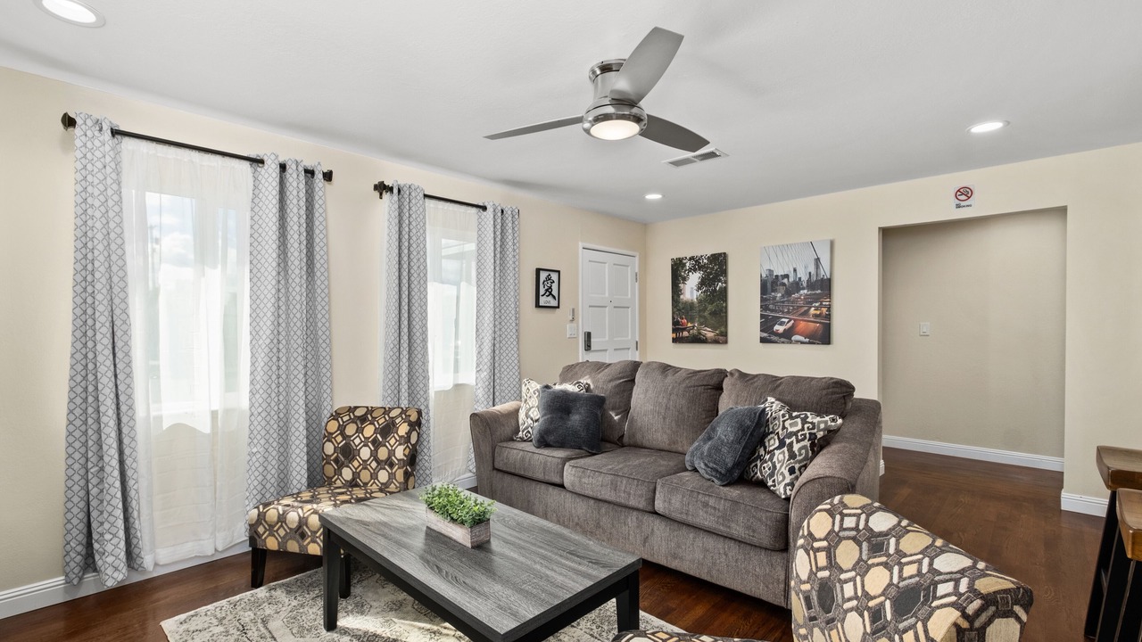 Photo of Livingroom in Fresno
