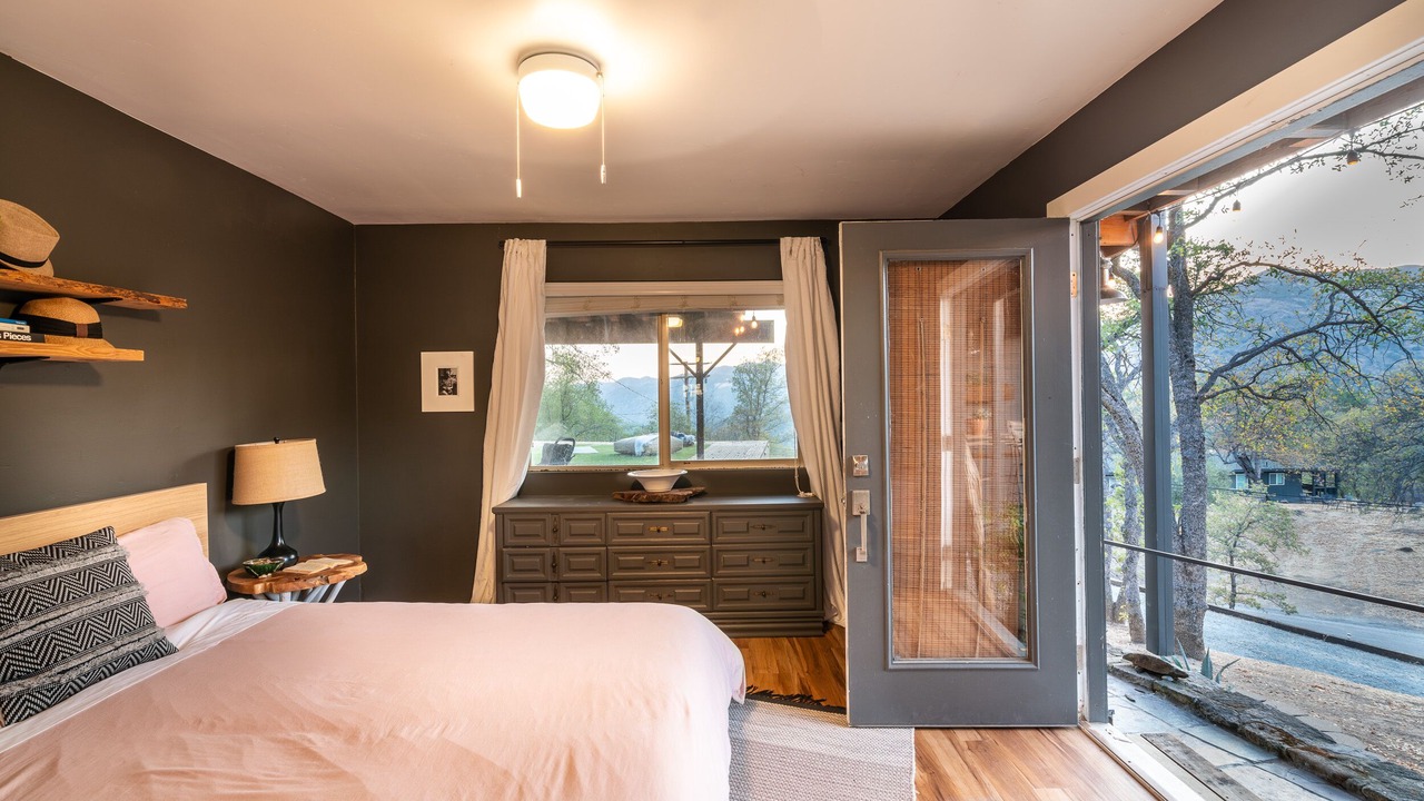 Photo of Bedroom in Three Rivers