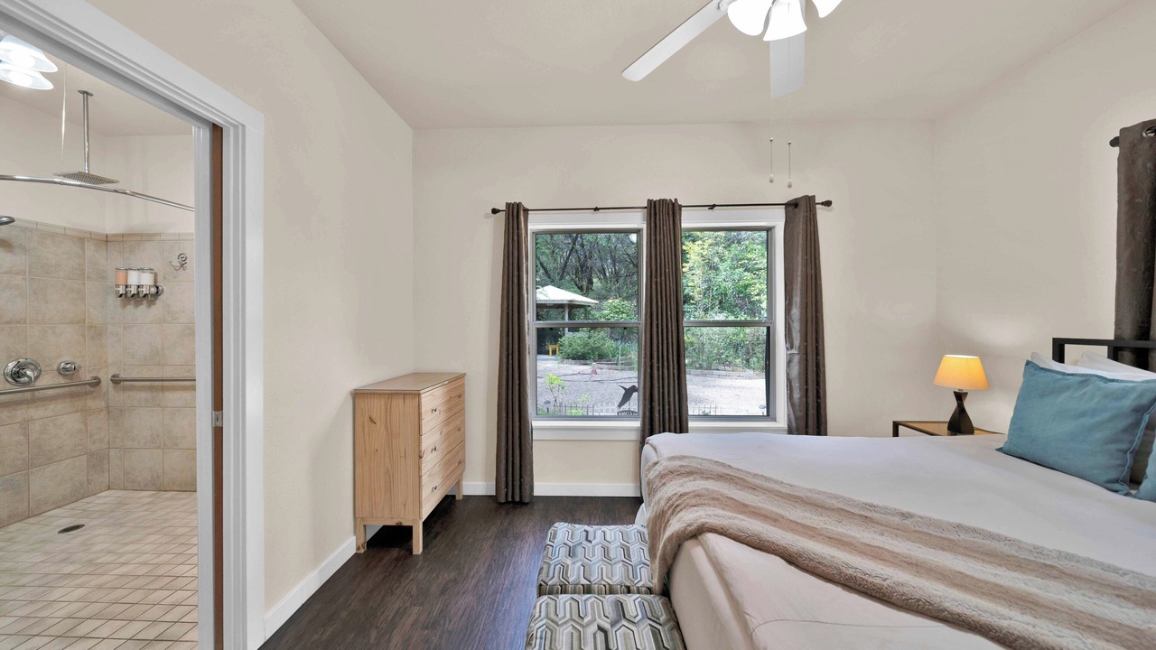 Photo of Bedroom in O'Brien