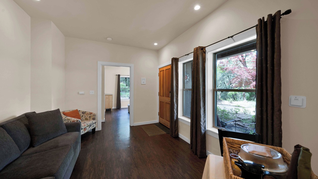 Photo of Livingroom in O'Brien