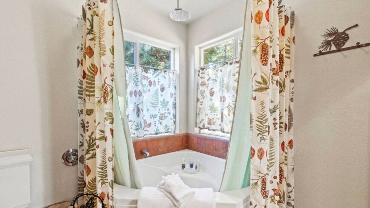 Photo of Bathroom in Coulterville