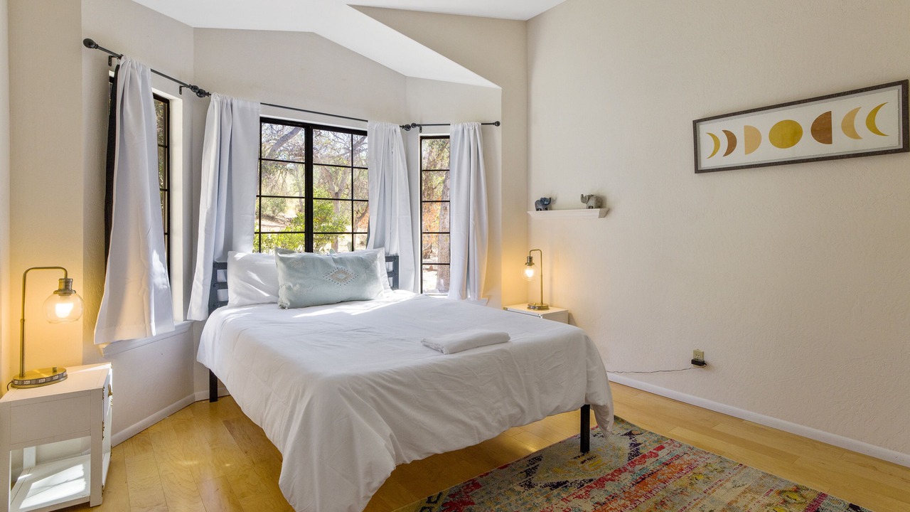 Photo of Bedroom in Three Rivers