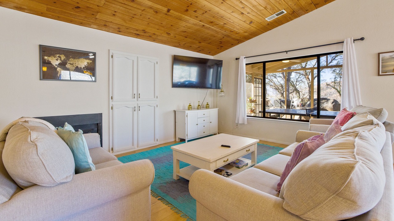 Photo of Livingroom in Three Rivers