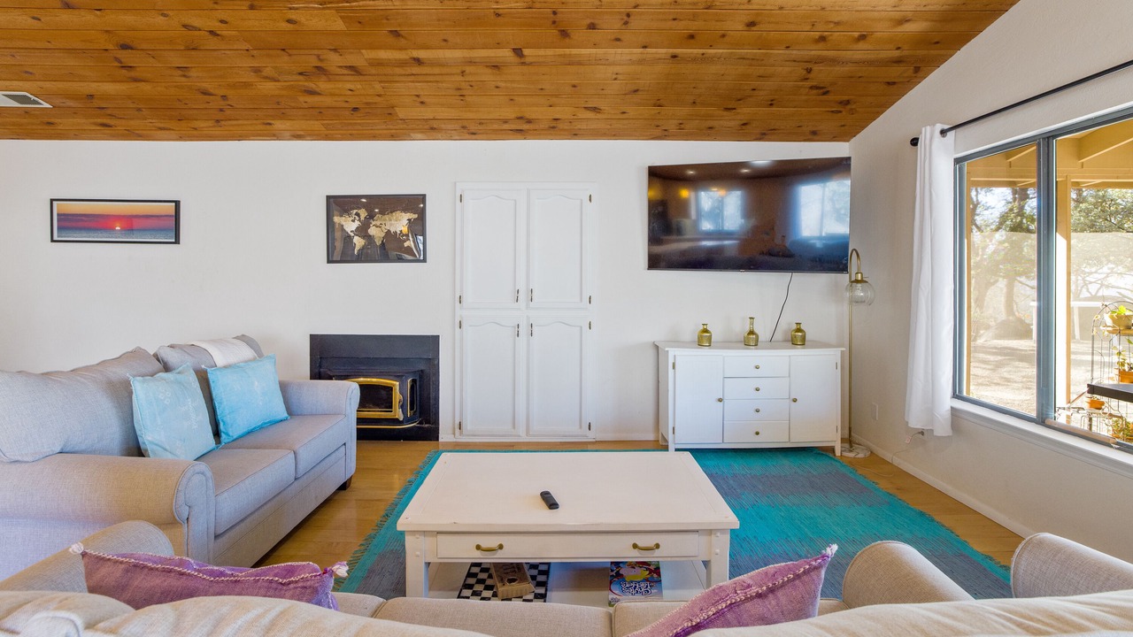 Photo of Livingroom in Three Rivers