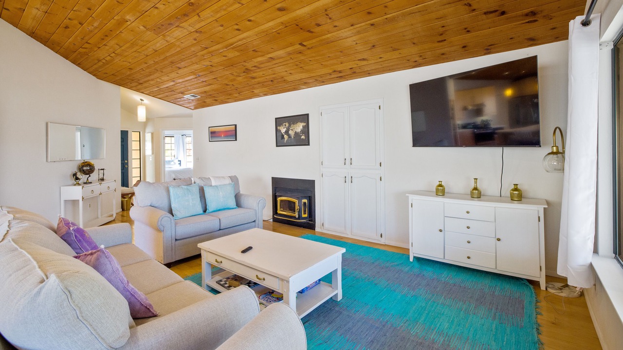 Photo of Livingroom in Three Rivers