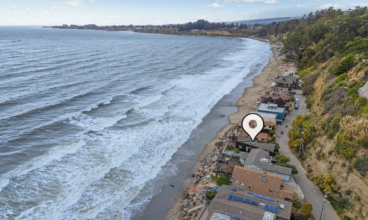 Photo of Others in Aptos